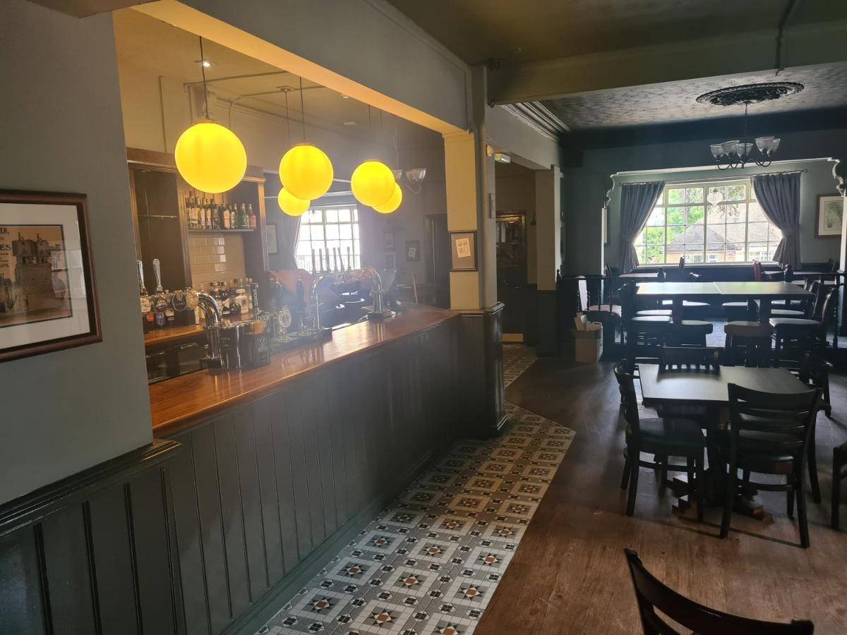 Hen House Hotel Cannock Buitenkant foto