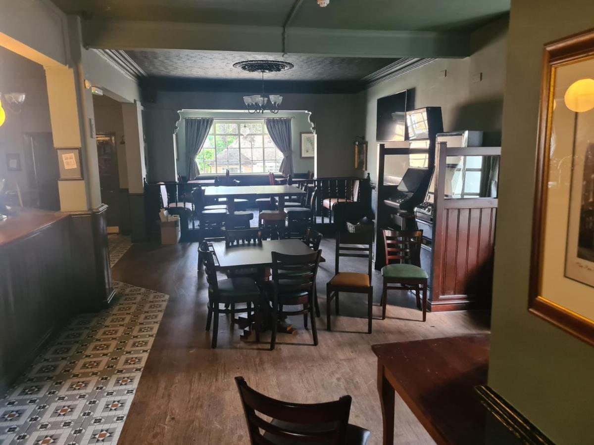 Hen House Hotel Cannock Buitenkant foto